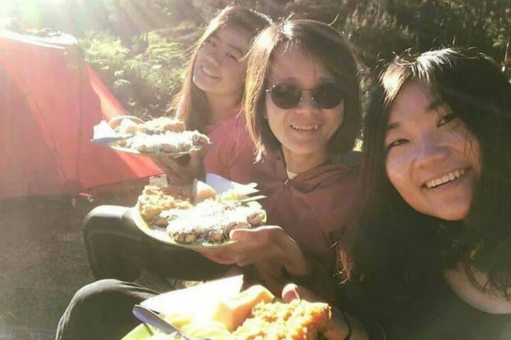 3-Day Rinjani Trek: Summit, Segara Anak Lake & Hot Springs photo 4