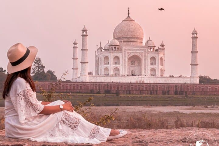 Taj Mahal Sunrise Tour from Mumbai — Overnight Agra Escape with Flight & Hotel photo 2