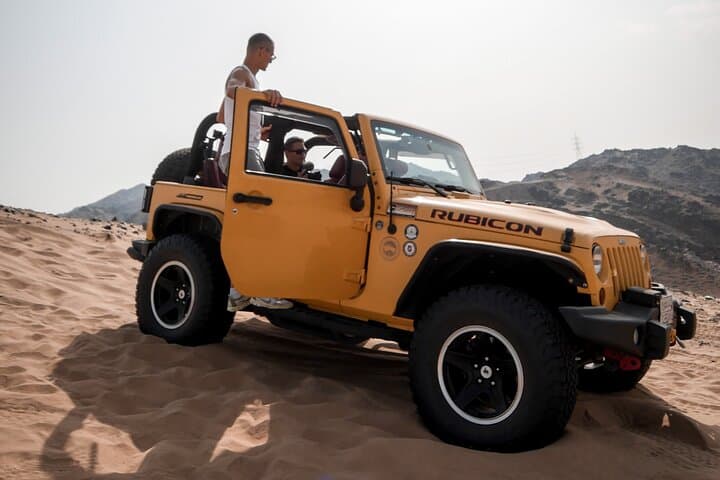 Sunset Dune Bashing in Jeddah: 4x4 Desert Safari with Arabic Coffee photo 3