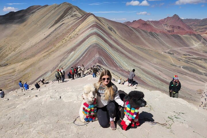Rainbow Mountain (Vinincunca) Day Hike: Plan the 5,000m Adventure photo 2