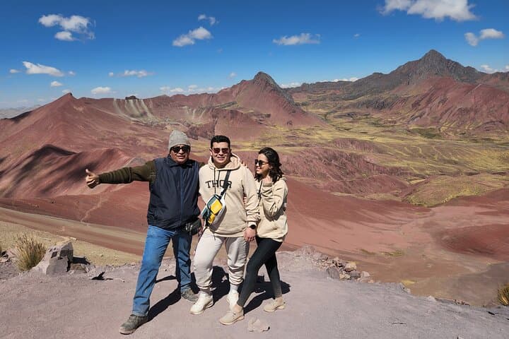 Rainbow Mountain (Vinincunca) Day Hike: Plan the 5,000m Adventure photo 3