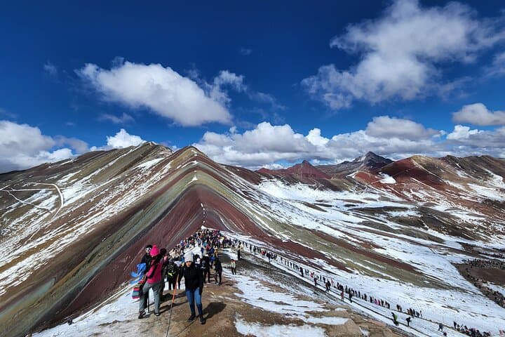 Rainbow Mountain (Vinincunca) Day Hike: Plan the 5,000m Adventure photo 4