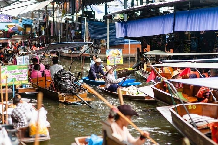 Damnoen Saduak Floating Market & Maeklong Railway Market Day Trip from Bangkok