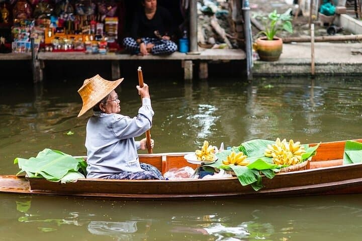 Damnoen Saduak Floating Market & Maeklong Railway Market Day Trip from Bangkok photo 3