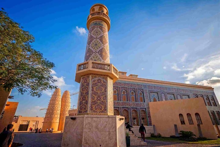Doha private photoshoot: Katara, The Pearl, Souq Waqif & MIA by car photo 2