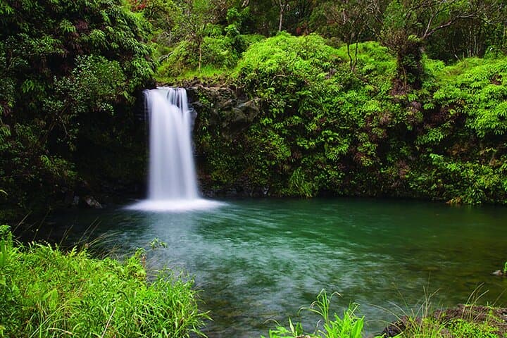 Private Luxury Road to Hana Tour from Kahului — Black Sand Beaches, Waterfalls & Local Stops photo 3