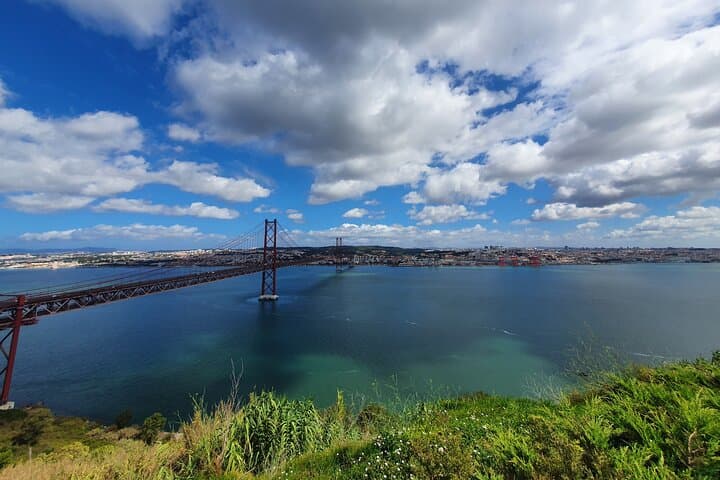 Arrábida & Azeitão Day Tour from Lisbon — Wine, Cliffs & Setúbal Seafood photo 6