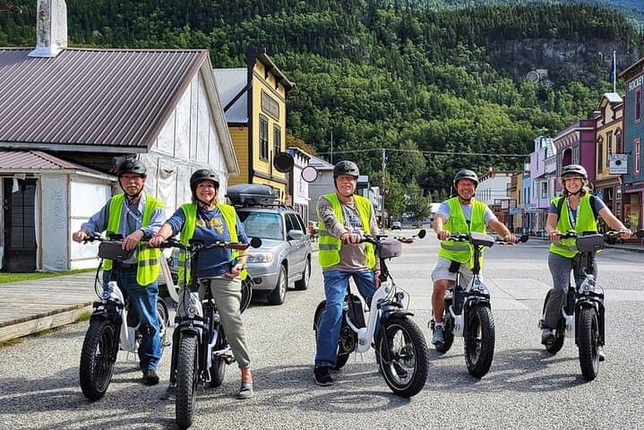 Skagway Trail and Sail: Exploring Alaska’s Gold Rush Trail by E-Bike and Fjord by Sail photo 6