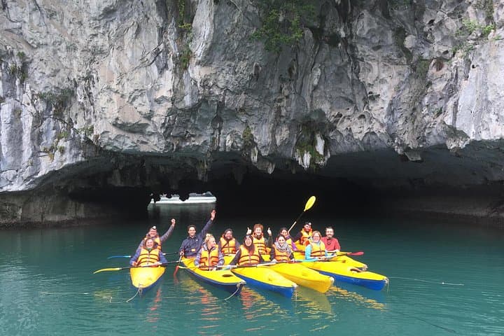 Lan Ha and Ha Long Bay: 2-Day Cat Ba Overnight to Dau Be Island photo 1
