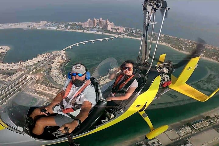 Gyrocopter Flight in Dubai: Low-Altitude Skyline & Palm Views photo 2