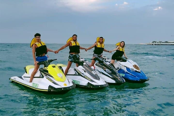 Jet Ski Burj Al Arab Tour: Ride the Arabian Gulf to Dubai's Iconic Hotel photo 5