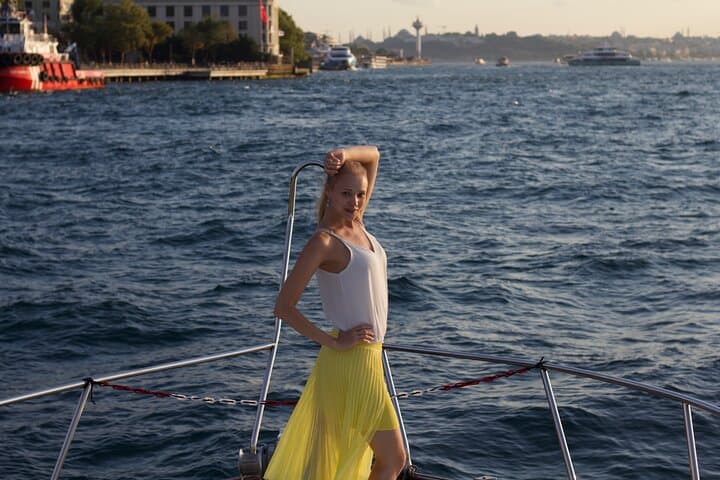 Private Bosphorus Yacht Cruise: Sunset Sightseeing in Istanbul photo 5