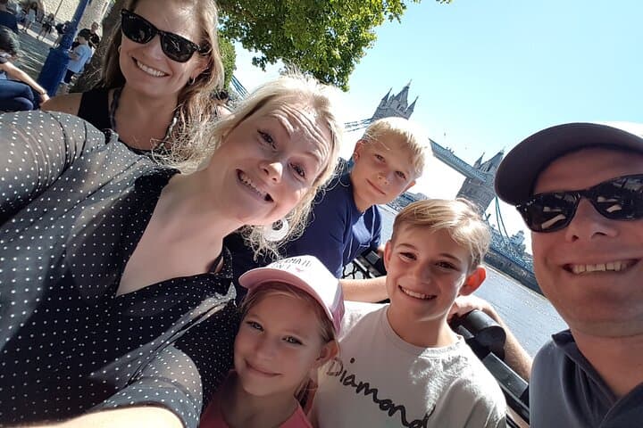 Explore London: Private Full-Day Highlights Tour On Foot, Bus & Tube photo 3