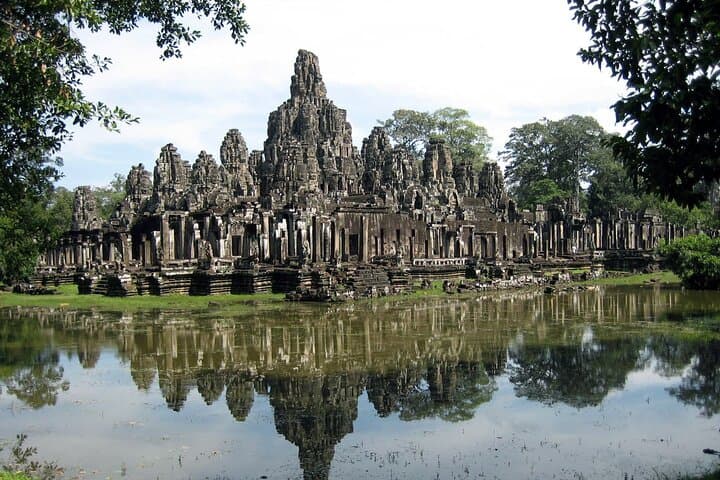 Private Two-Day Angkor Wat Tour: Best of Angkor Temples photo 4