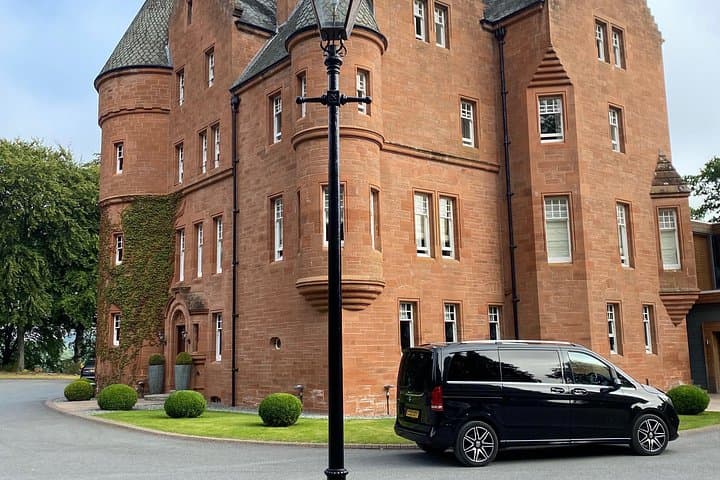 Private Luxury Mercedes Transfer to Edinburgh - VIP Door-to-Door Service photo 1