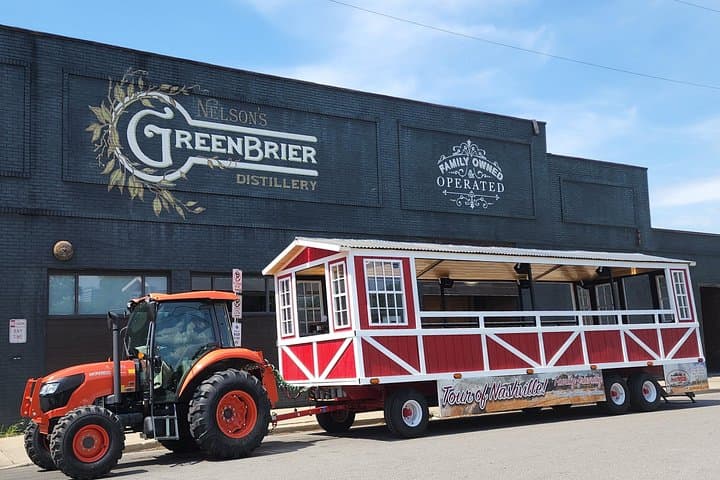 Nashville Hayride: Open-Air Tractor Sightseeing Tour Through The Gulch & Downtown photo 2