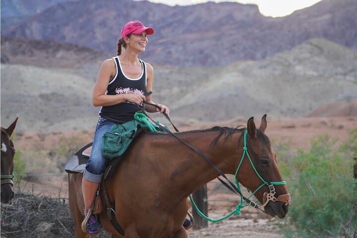 Evening Horseback Ride in Las Vegas: Sunset Trails at Rainbow Gardens