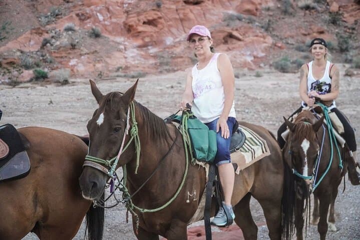Evening Horseback Ride in Las Vegas: Sunset Trails at Rainbow Gardens photo 3