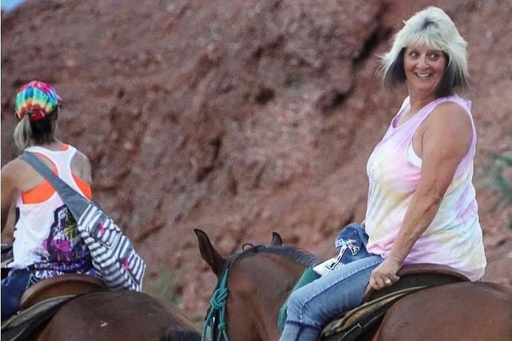 Evening Horseback Ride in Las Vegas: Sunset Trails at Rainbow Gardens photo 4