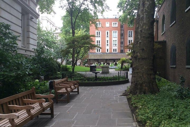 Angels of Postman's Park — Private Guided Walking Tour of Victorian Heroism photo 2