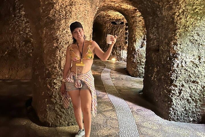 xcaret-plus-cancun-underground-rivers-shows-buffet-guide photo 5