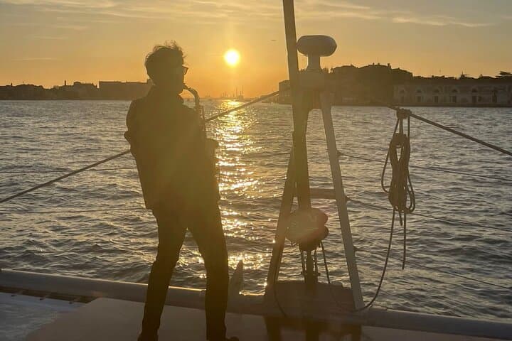 Venice Sunset Jazz Catamaran Cruise with Aperitivo and Live Saxophone photo 5