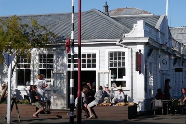 Private Electric Martinborough Wine Tour from Wellington in a Tesla Model Y photo 3