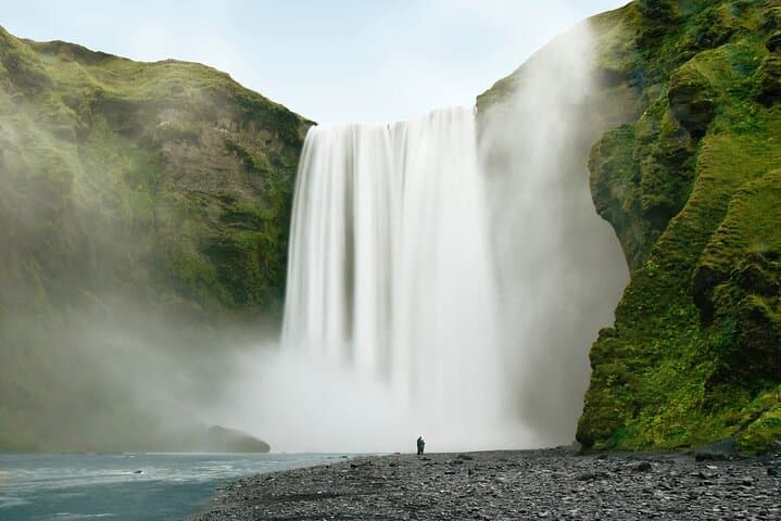 6-Day Guided Ring Road Tour in Iceland: Waterfalls, Glaciers & Volcanoes Uncovered photo 3