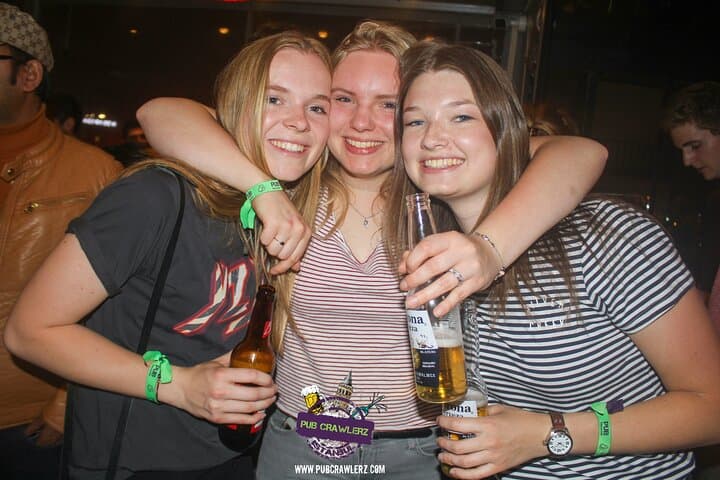Istanbul Pub Crawl: Best Nightlife Party Tour in Beyoğlu photo 2