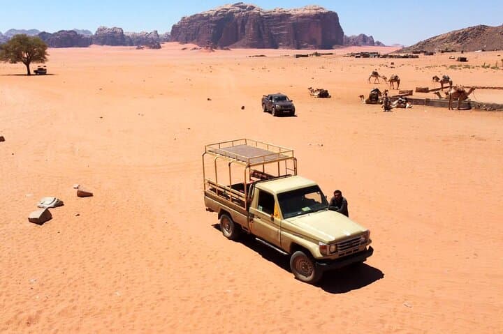 Wadi Rum 4x4 Full-Day Desert Tour — Dunes, Canyons & Um Fruth Rock Bridge photo 4