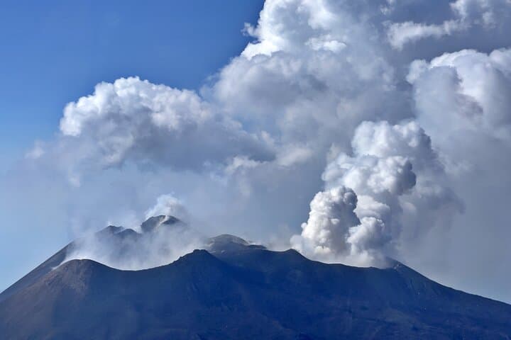 Mount Etna Helicopter Tour: 30-Minute Summit Crater Flight photo 3