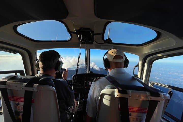 Mount Etna Helicopter Tour: 30-Minute Summit Crater Flight photo 4