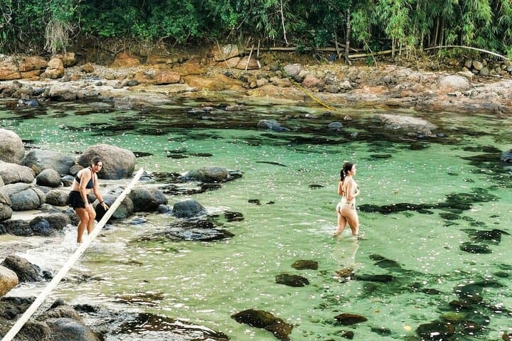 Ilha Grande Speedboat Day: Blue Lagoon, Green Lagoon & Secret Beaches photo 2