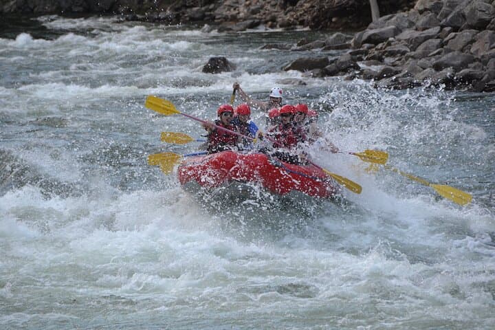 Half-Day Clearwater River Whitewater Rafting in Wells Gray Provincial Park photo 2