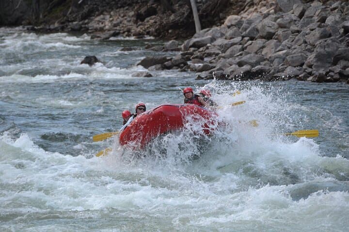 Half-Day Clearwater River Whitewater Rafting in Wells Gray Provincial Park photo 6