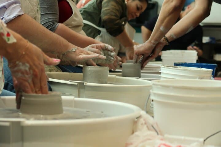 90-Minute Wheel-Throwing Pottery Class in Everett — Hands-On Clay for Beginners photo 4