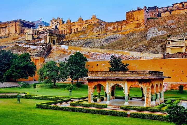 Golden Triangle Luxury Tour from Mumbai: 5-Day Agra, Jaipur & Delhi Itinerary photo 4