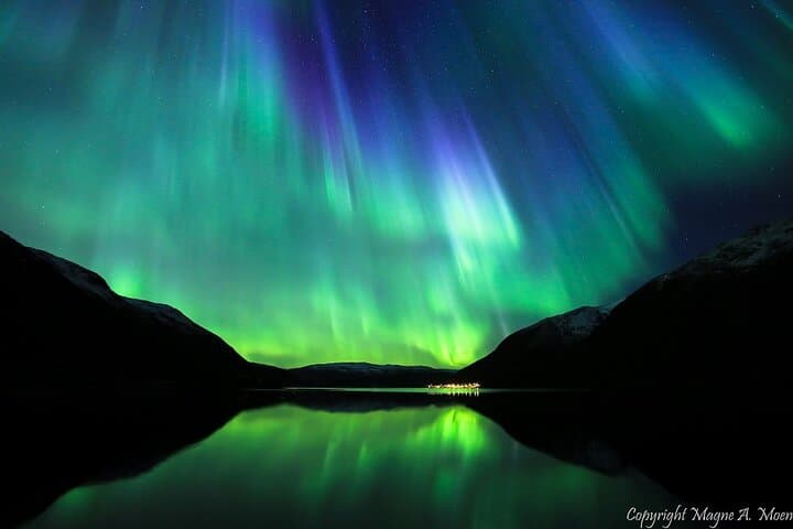 Small-Group Northern Lights Chase from Tromsø — Best Aurora Viewing Tips