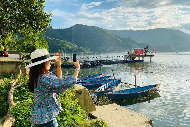 Pokhara Peace Pagoda Sunset Hike via Fewa Lake & Jungle photo 3