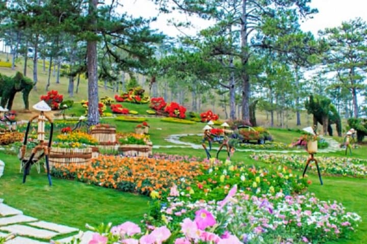 Da Lat Day Trip from Nha Trang: Waterfalls, Cable Car & Crazy House photo 5