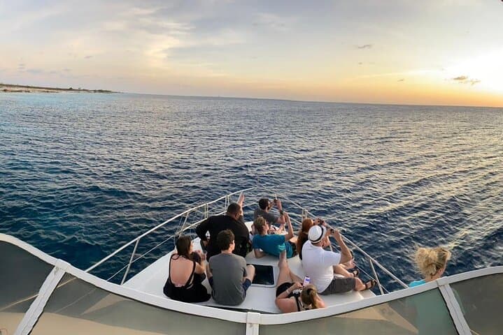 Bonaire Sunset Yacht Cruise — Green Flash Evening Sail from Kralendijk photo 4