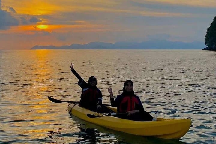 Paddle Langkawi’s Secret Mangroves: Kilim Geoforest Kayak Expedition photo 6
