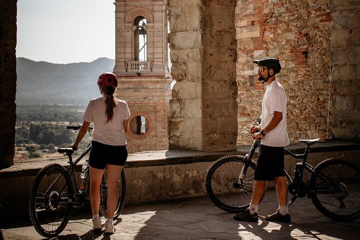 eBike Castiglion Fiorentino: Guided Ride Through the Tuscan Countryside photo 3