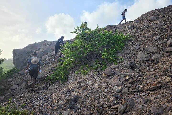 Scotland District Stream Hike: Bajan Lunch, Rock Challenges & Crayfish Catching photo 3