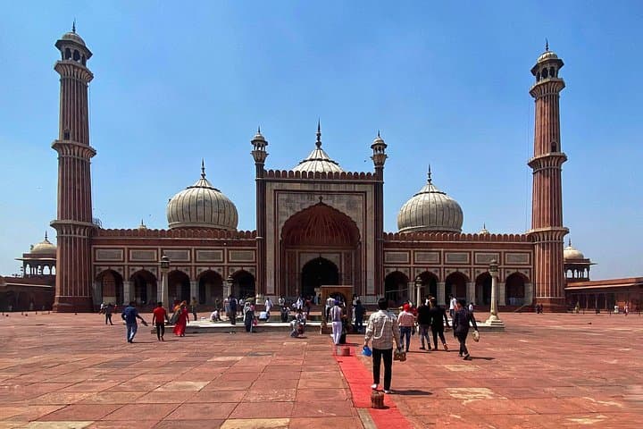 Cycling Old Delhi: Half-Day Chandni Chowk & Jama Masjid Morning Ride photo 1