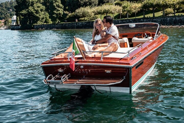 Lake Como Private Classic Speedboat Tour — Bellagio, Balbianello & Swim Stops photo 2