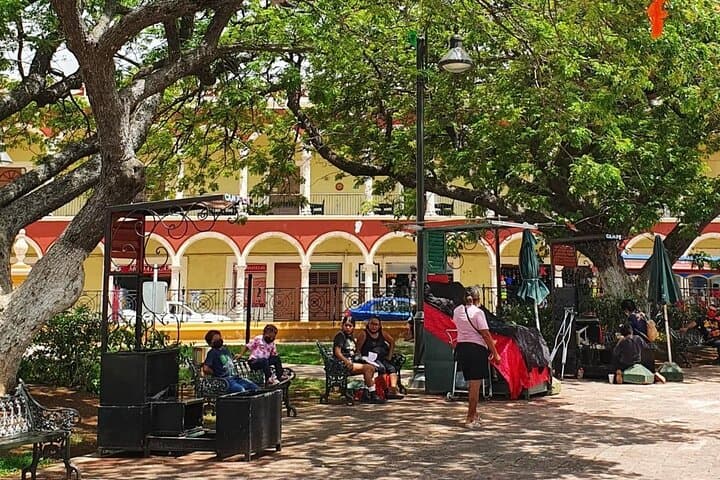Campeche City Highlights and Jipi Japa Hat Workshop — Full-Day Tour from Mérida photo 2