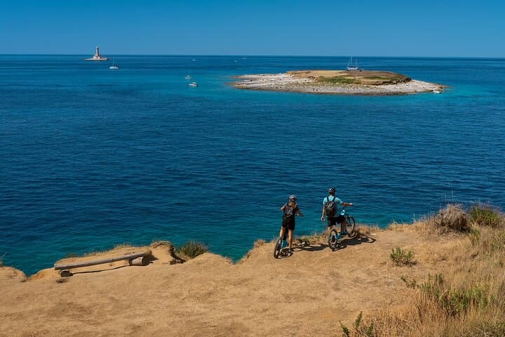 Electric Off-Road Scooter Adventure on Cape Kamenjak — Pula E-Scooter Tours photo 6