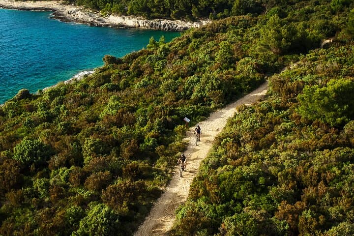 Electric Off-Road Scooter Adventure on Cape Kamenjak — Pula E-Scooter Tours photo 5