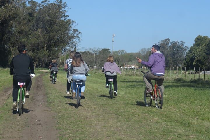 Thousand Rumbos Bike Tourism: Rural San Agustín Vintage-Bike Tour photo 3